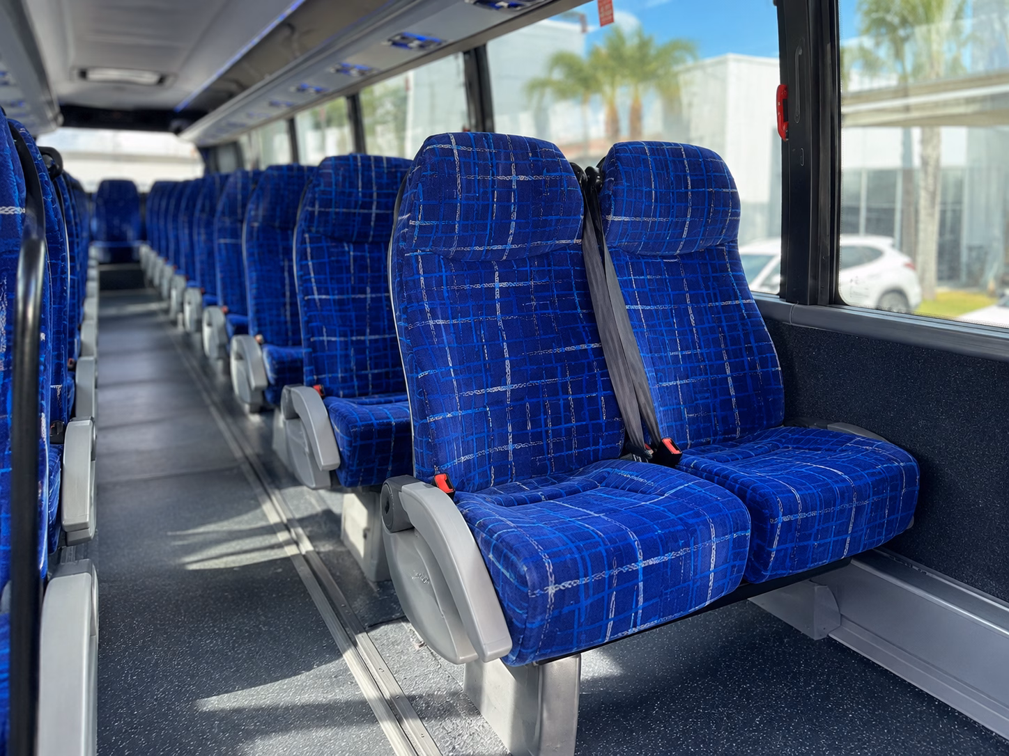 bus rentals for the long run east to willcox wine country