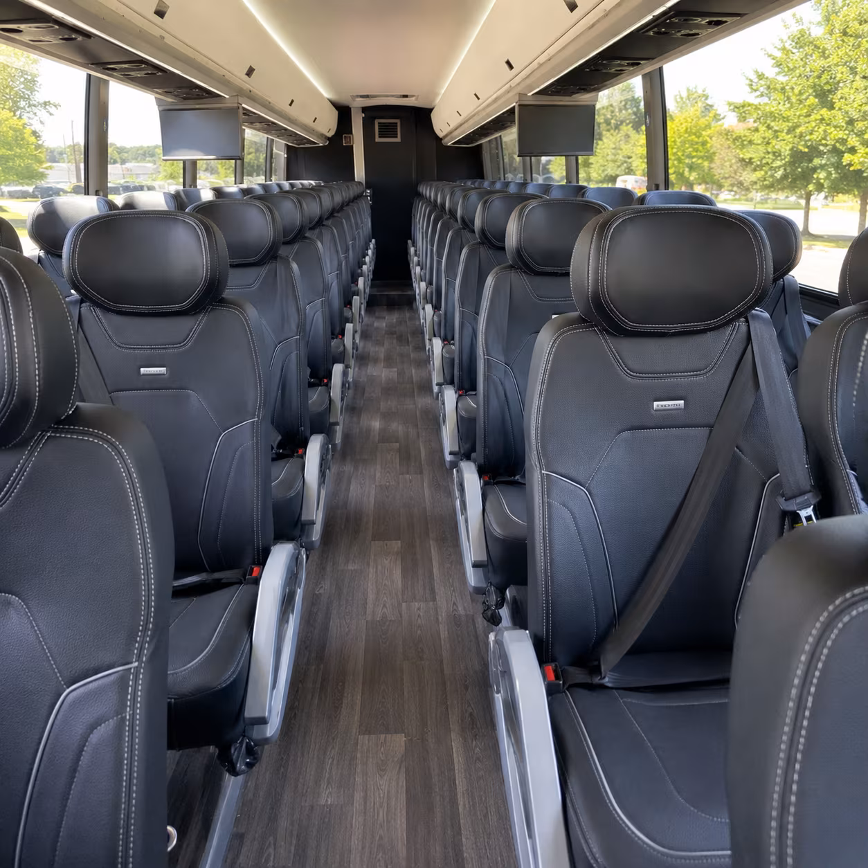 charter buses for outdoor and ranch venue weddings outside yuma