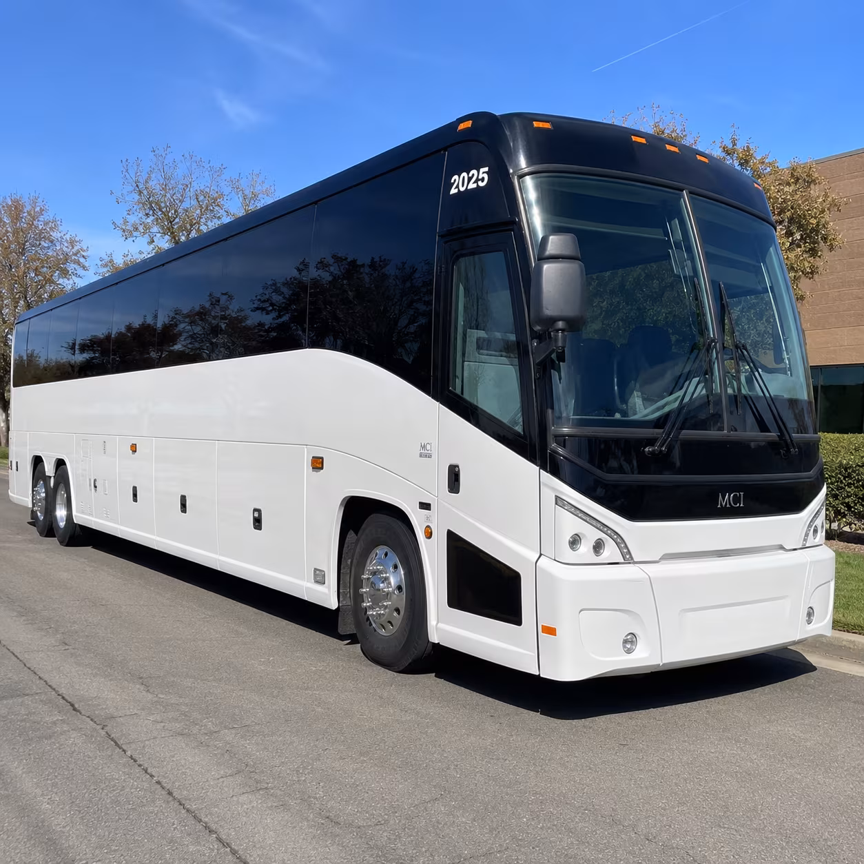 charter buses to phoenix and glendale concert venues on i 8