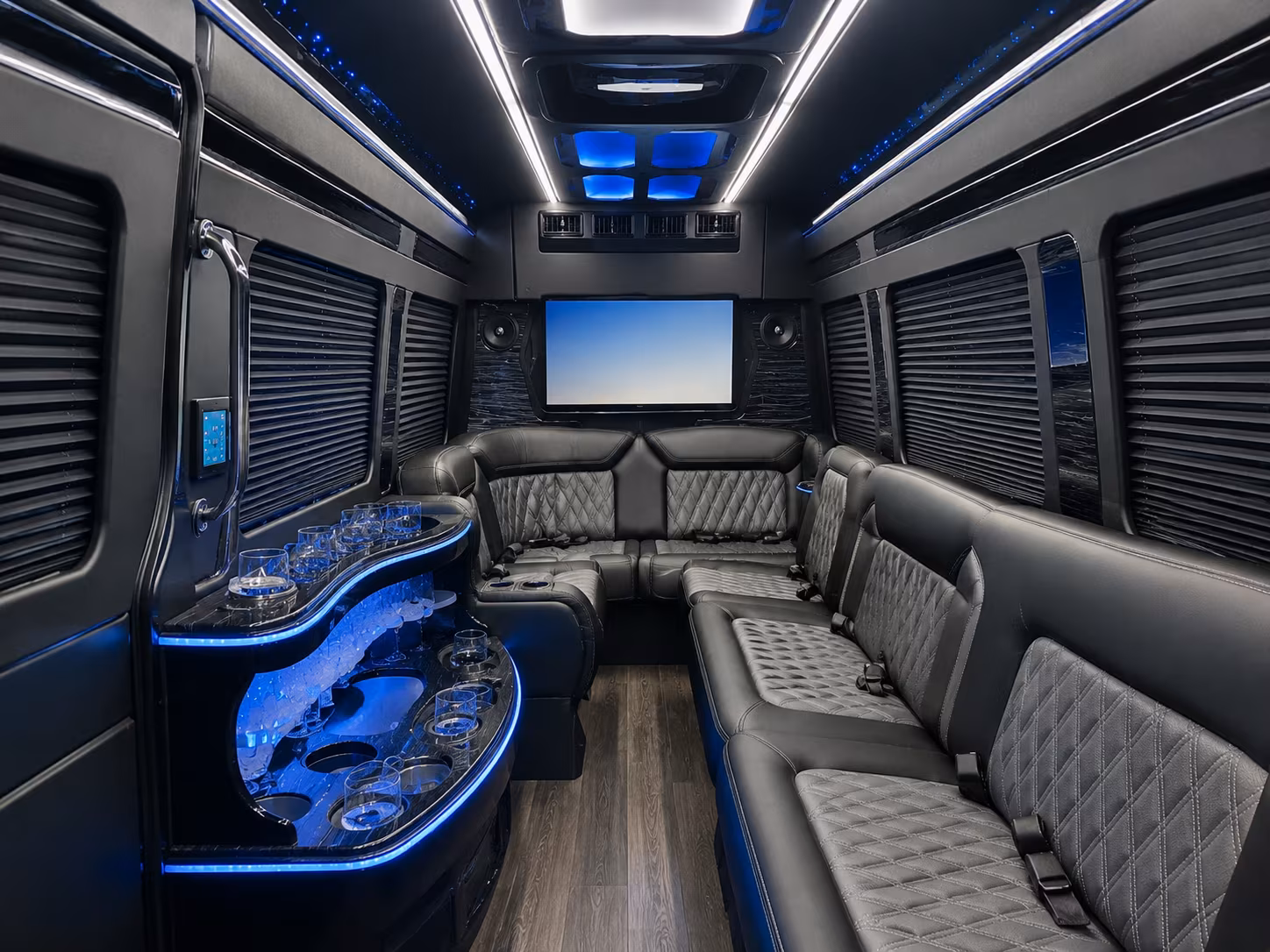 corporate and military group buses serving mcas yuma